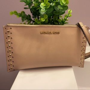 Michael Kors wristlet